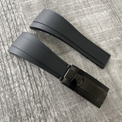 24mm black silicone rubber - black,